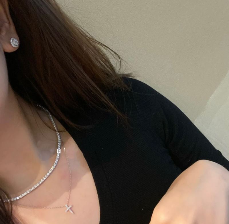 T*f*ny necklaces